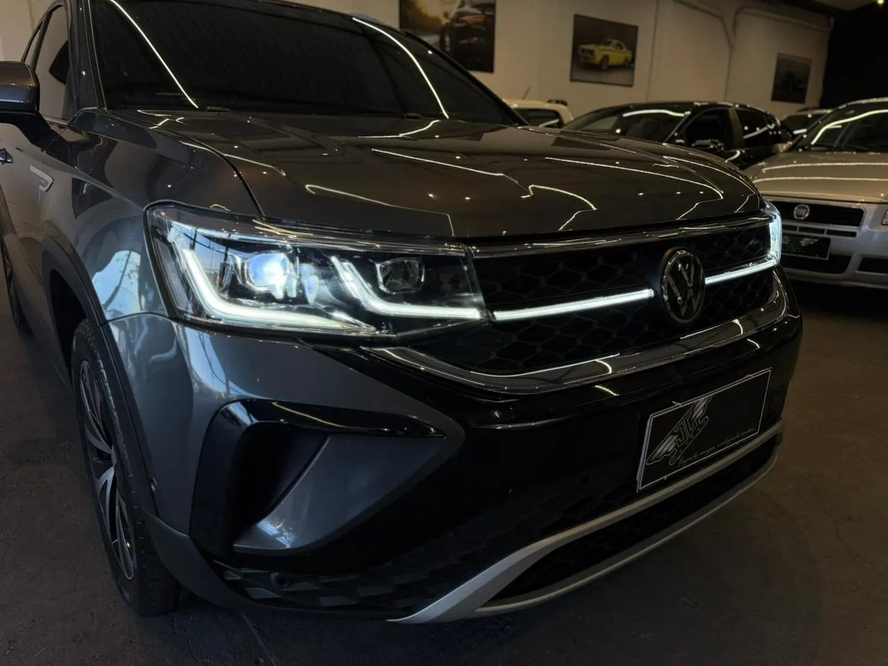 VOLKSWAGEN Taos - Foto