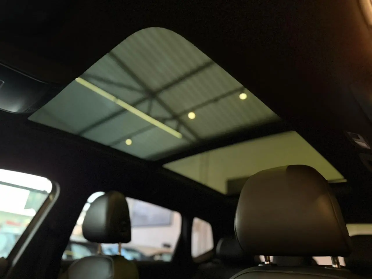 VOLKSWAGEN Taos - Foto