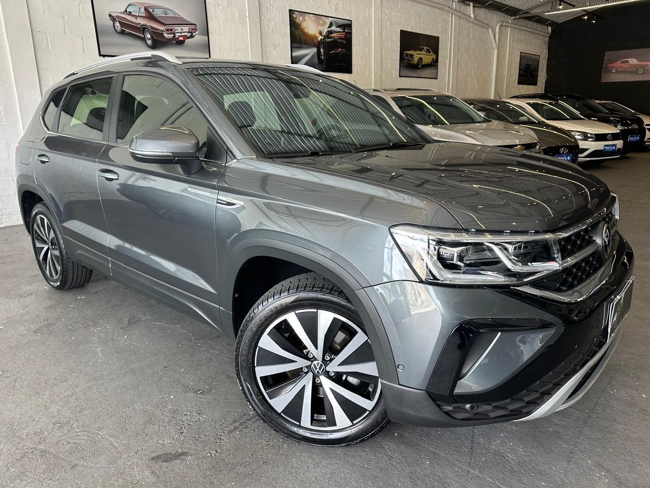 VOLKSWAGEN Taos - Foto