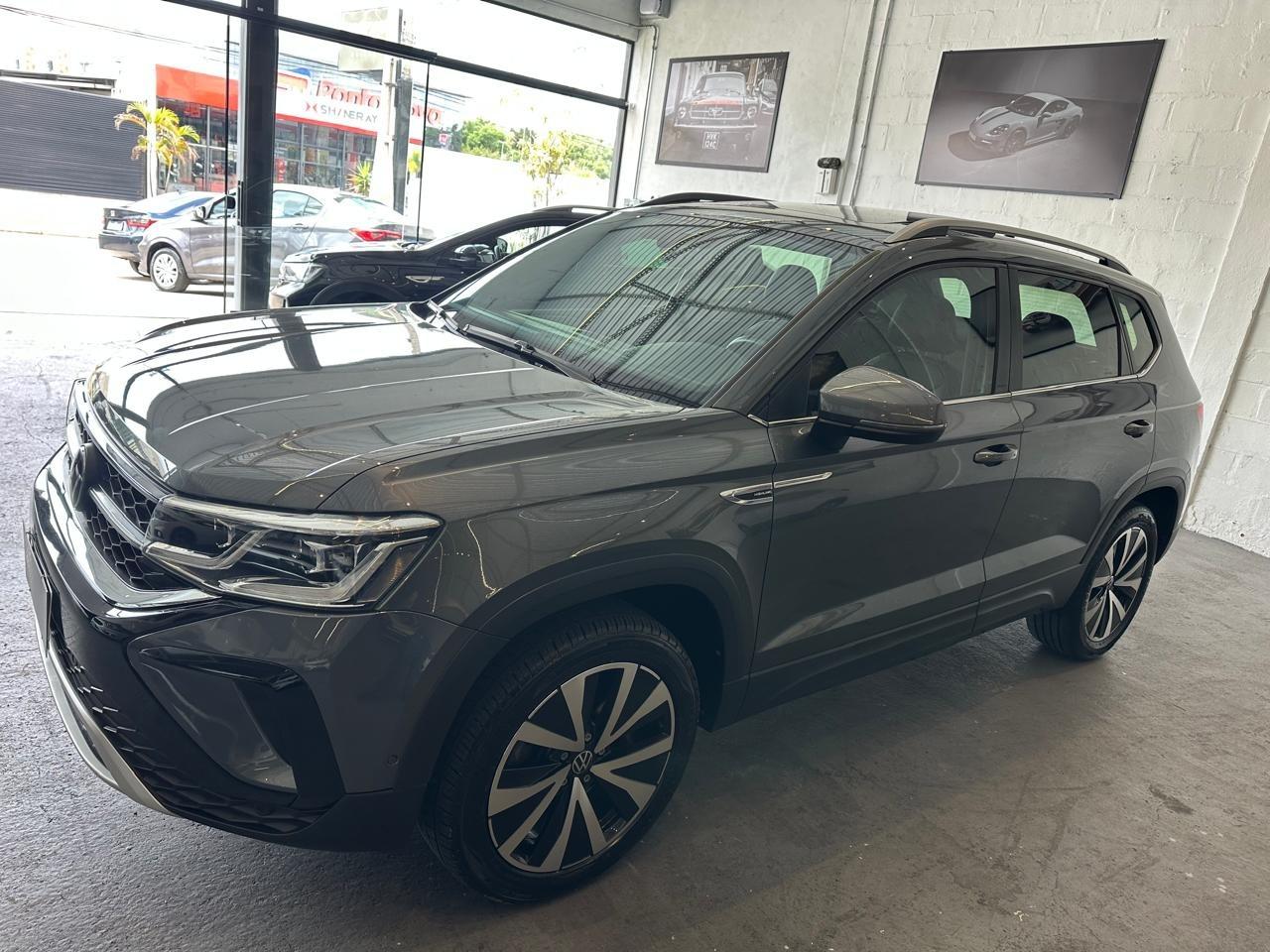 VOLKSWAGEN Taos - Foto