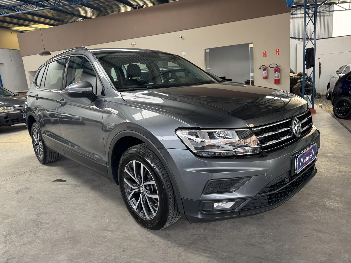 VOLKSWAGEN Tiguan - Foto