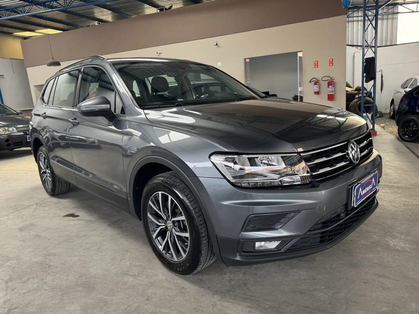 VOLKSWAGEN Tiguan - Foto
