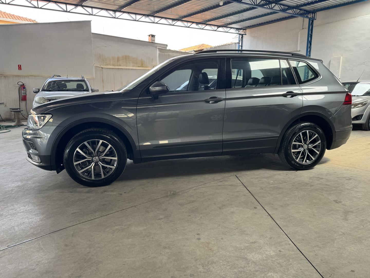 VOLKSWAGEN Tiguan - Foto