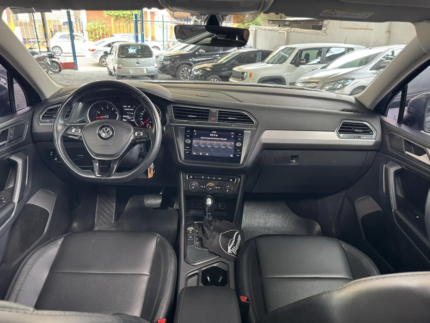 VOLKSWAGEN Tiguan - Foto