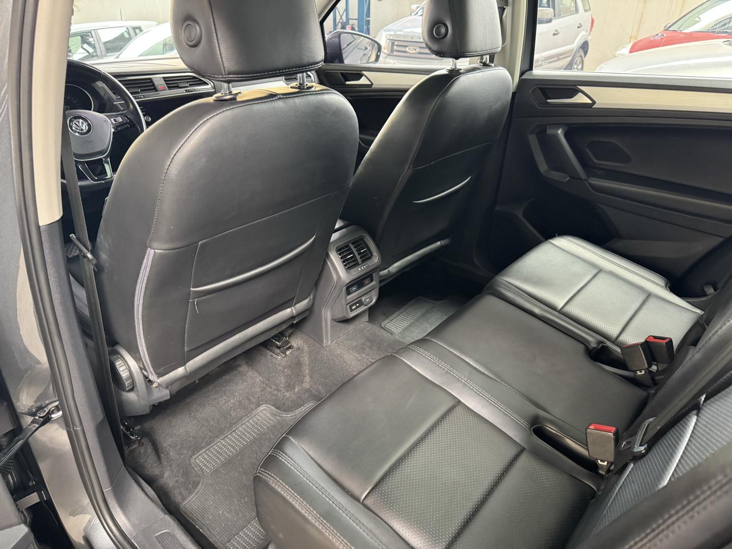 VOLKSWAGEN Tiguan - Foto