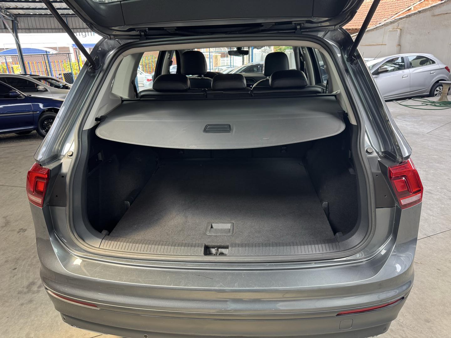 VOLKSWAGEN Tiguan - Foto