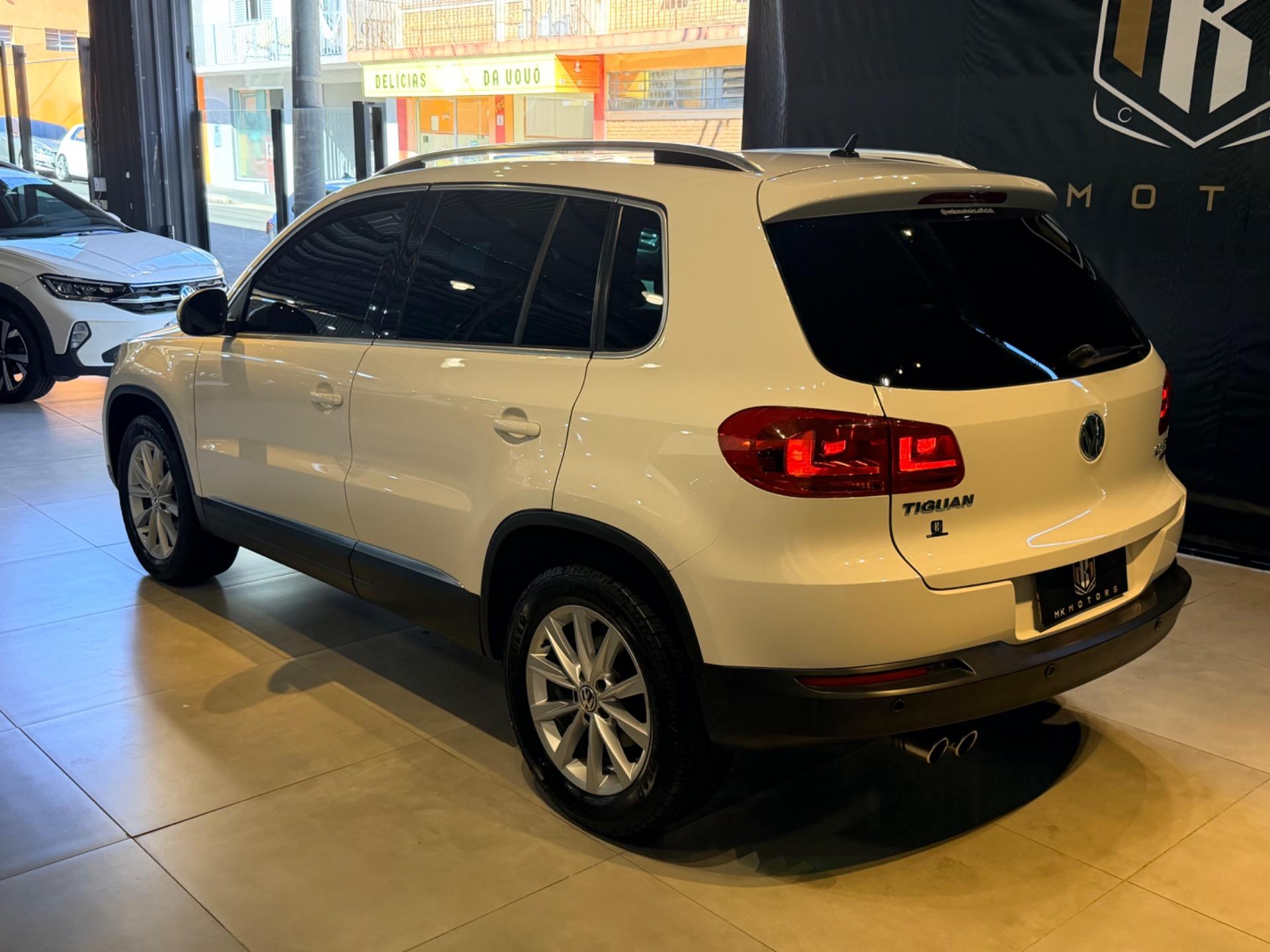 VOLKSWAGEN Tiguan - Foto