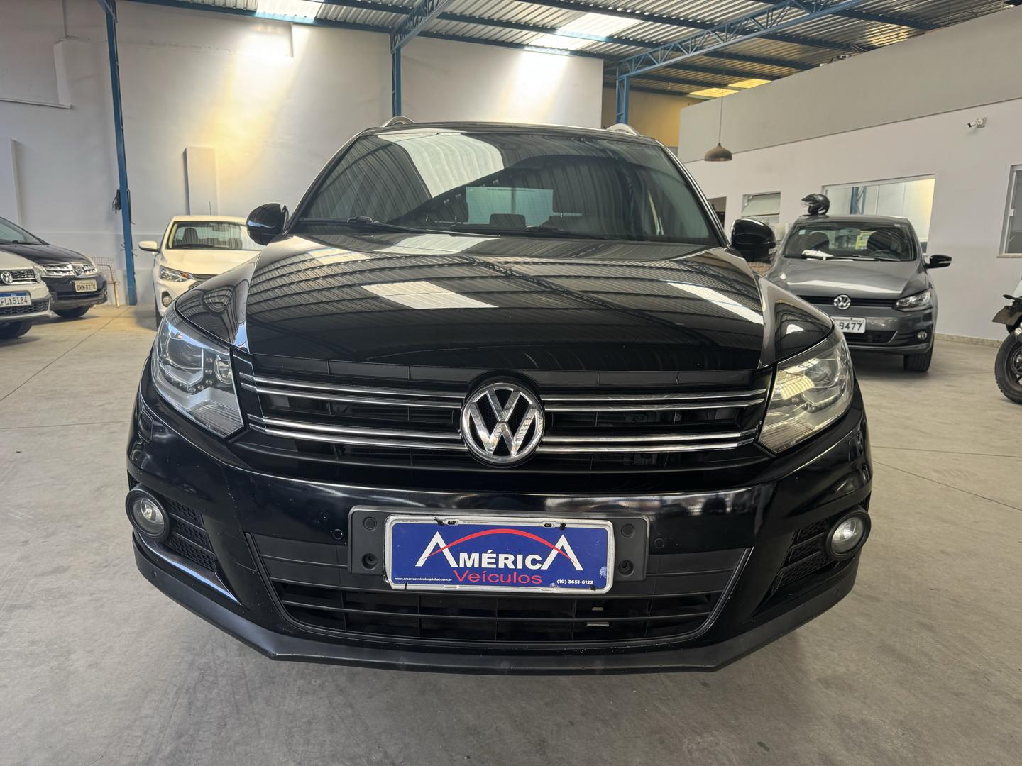VOLKSWAGEN Tiguan - Foto