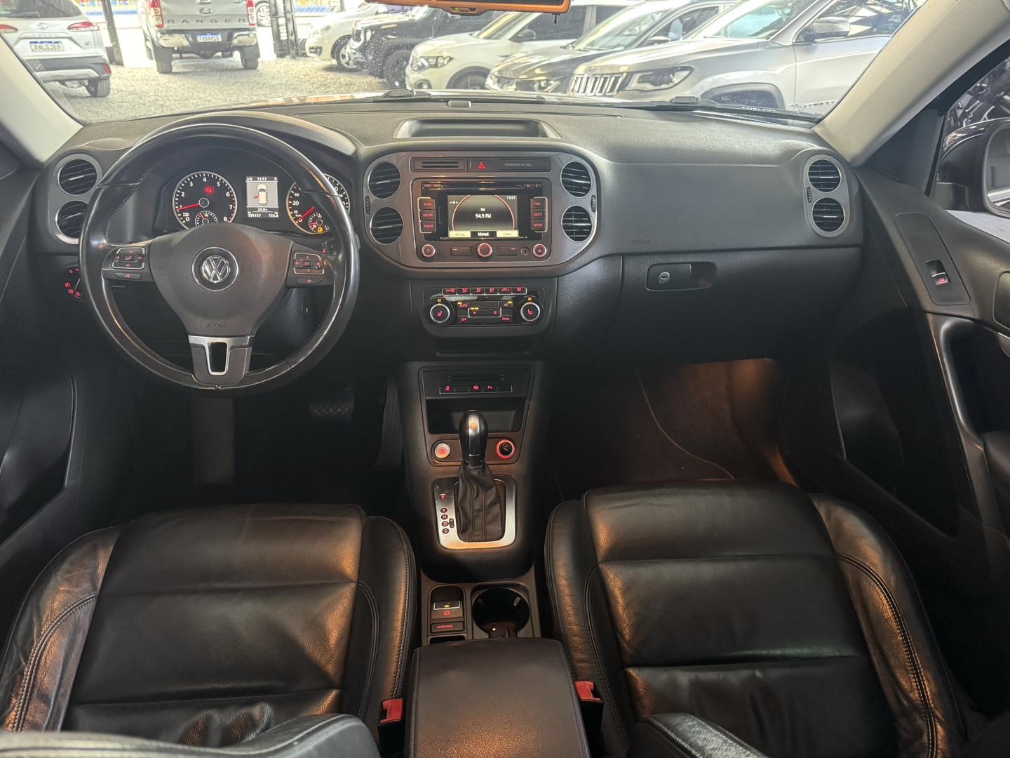 VOLKSWAGEN Tiguan - Foto