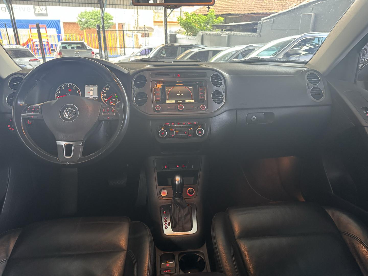 VOLKSWAGEN Tiguan - Foto