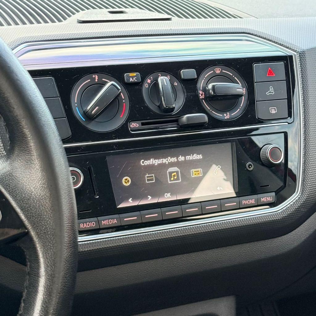 VOLKSWAGEN UP - Foto