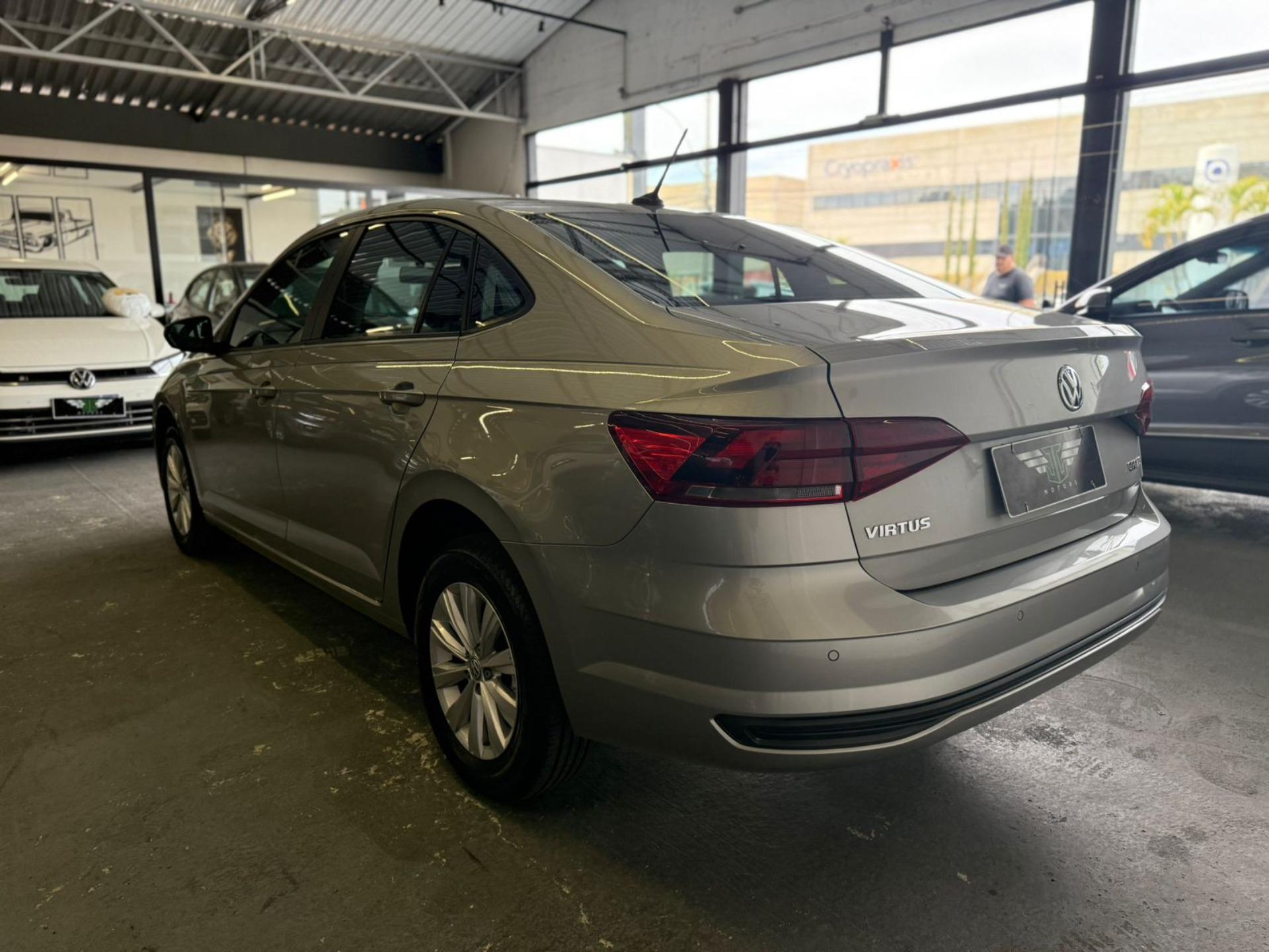 VOLKSWAGEN Virtus - Foto