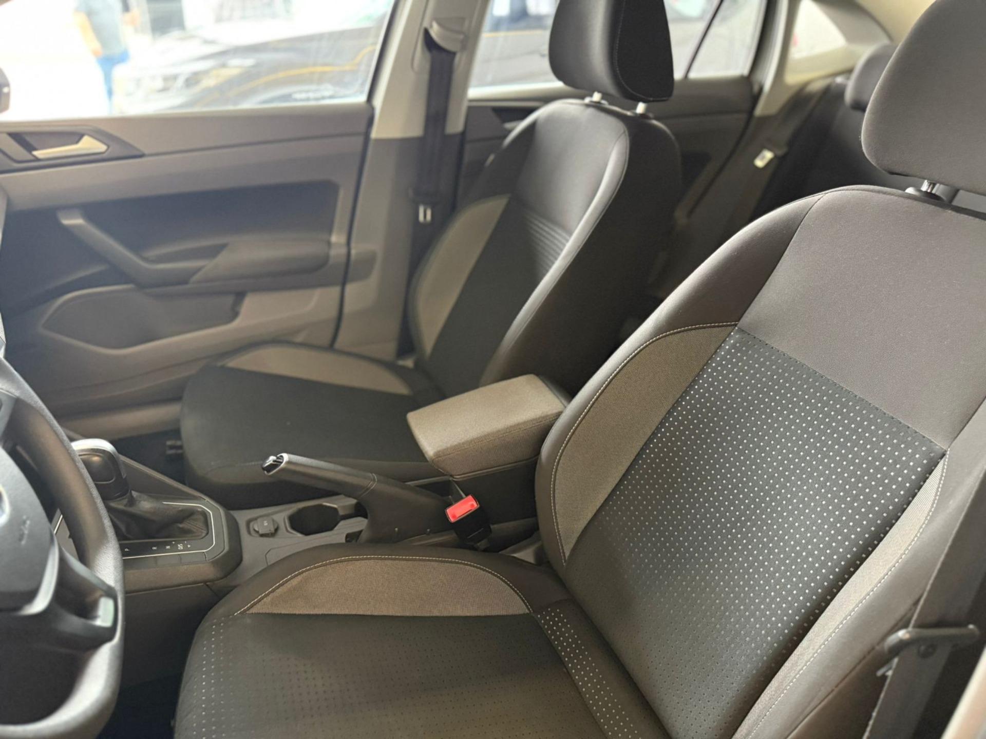 VOLKSWAGEN Virtus - Foto