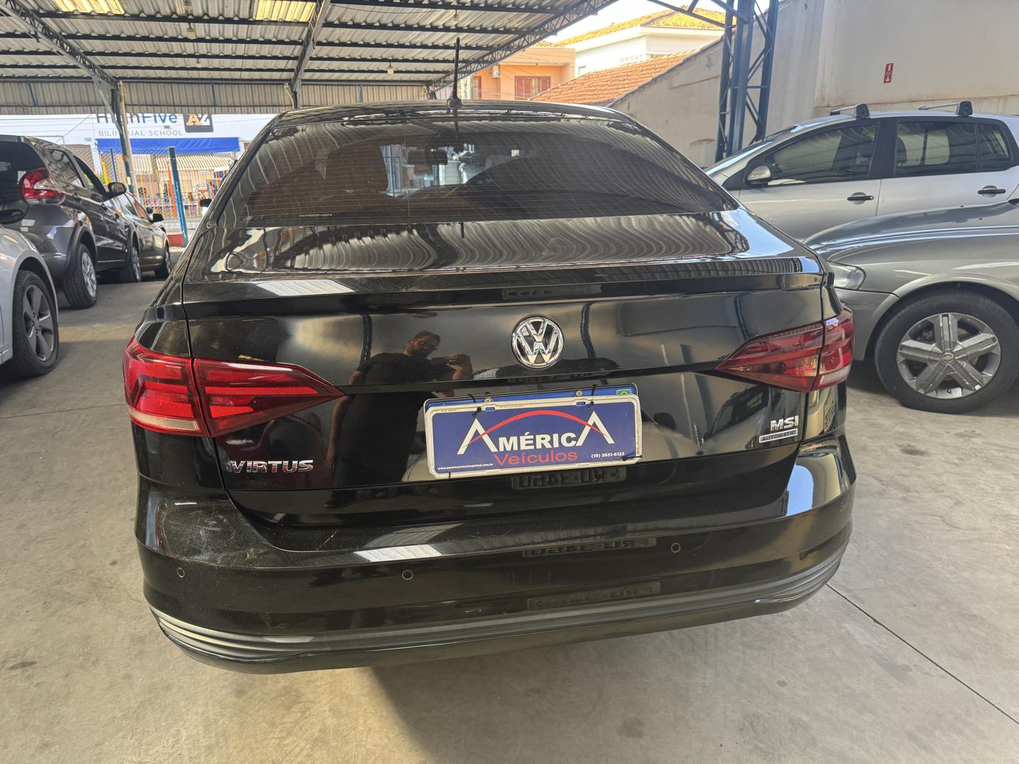 VOLKSWAGEN Virtus - Foto