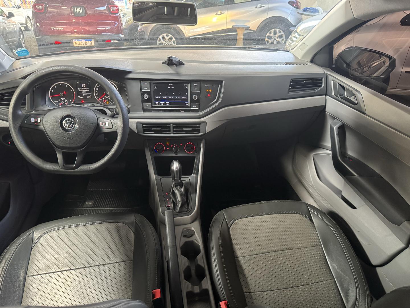 VOLKSWAGEN Virtus - Foto