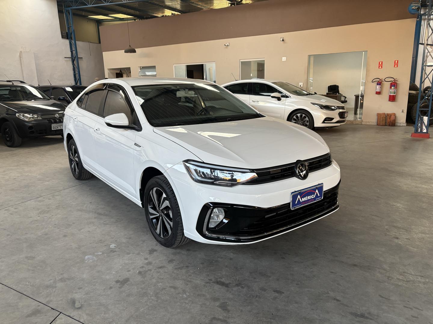 VOLKSWAGEN Virtus - Foto