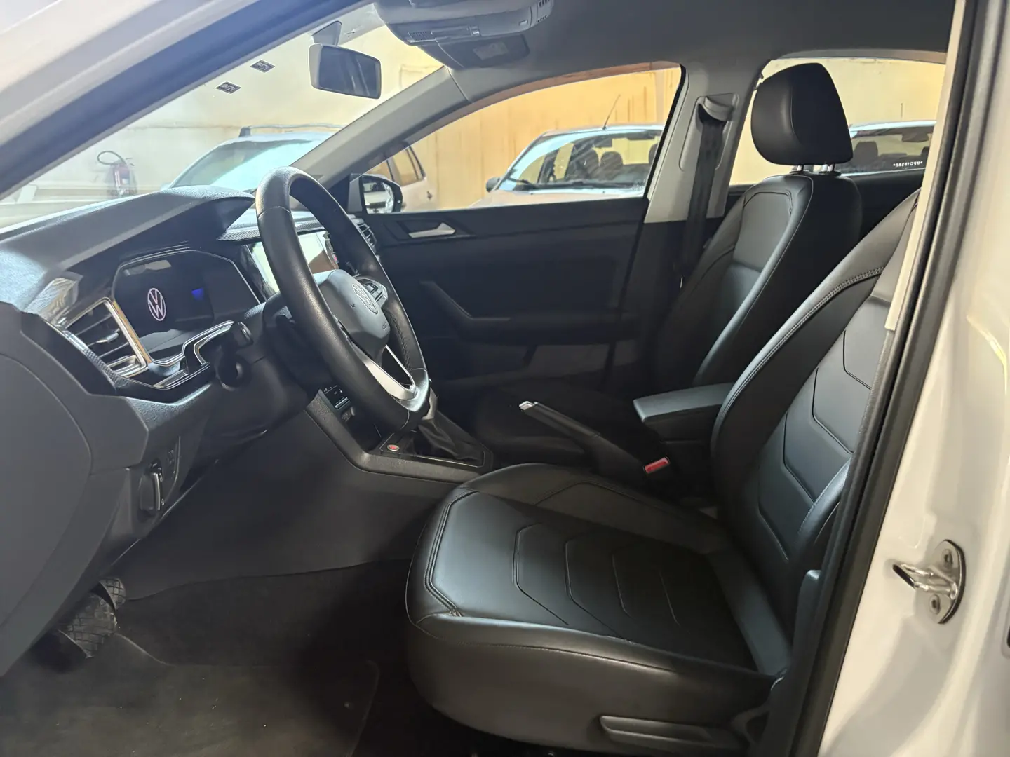 VOLKSWAGEN Virtus - Foto