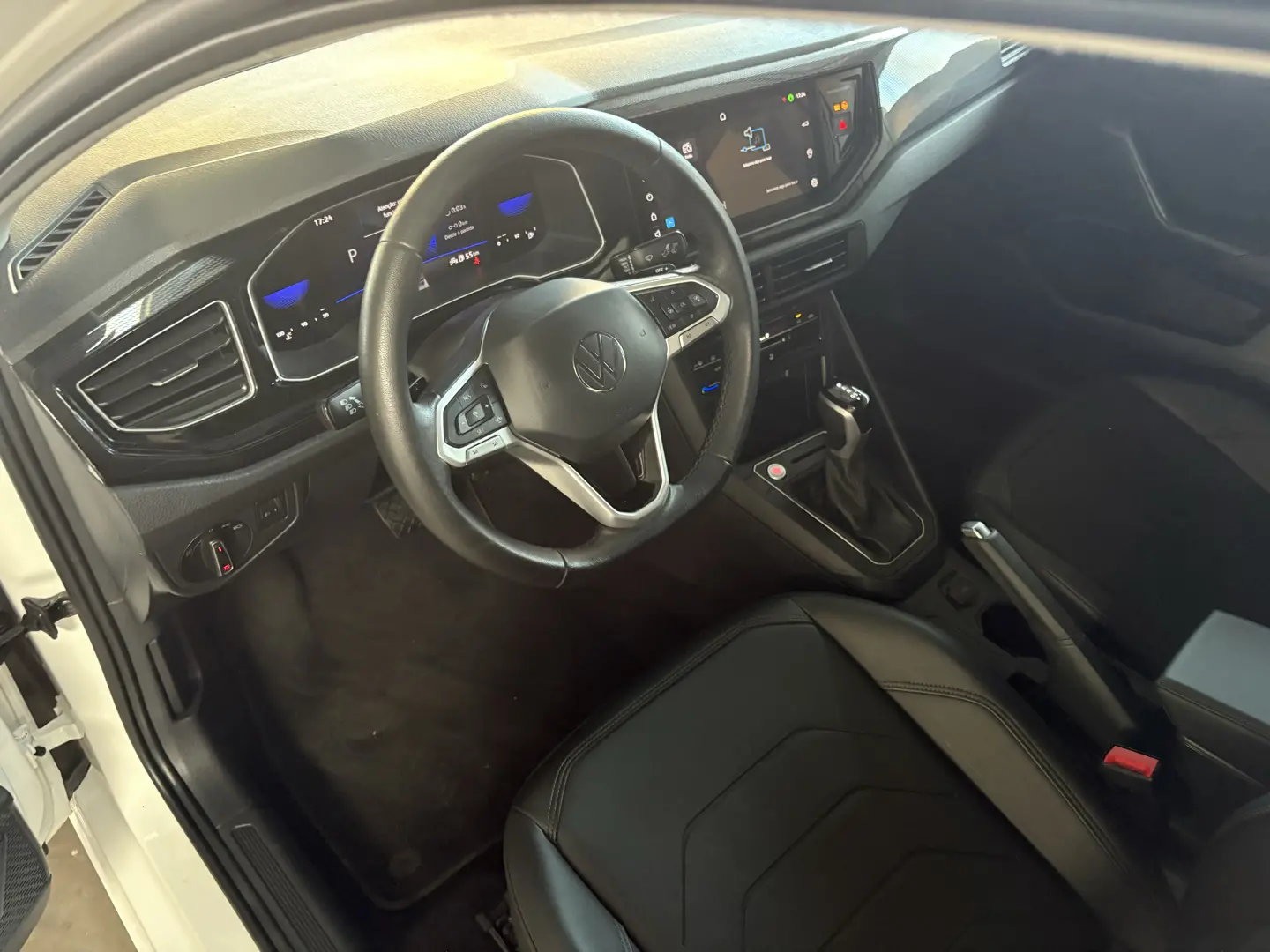 VOLKSWAGEN Virtus - Foto