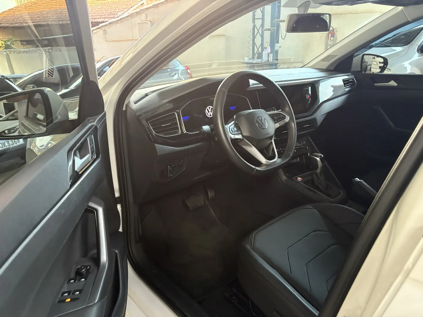 VOLKSWAGEN Virtus - Foto