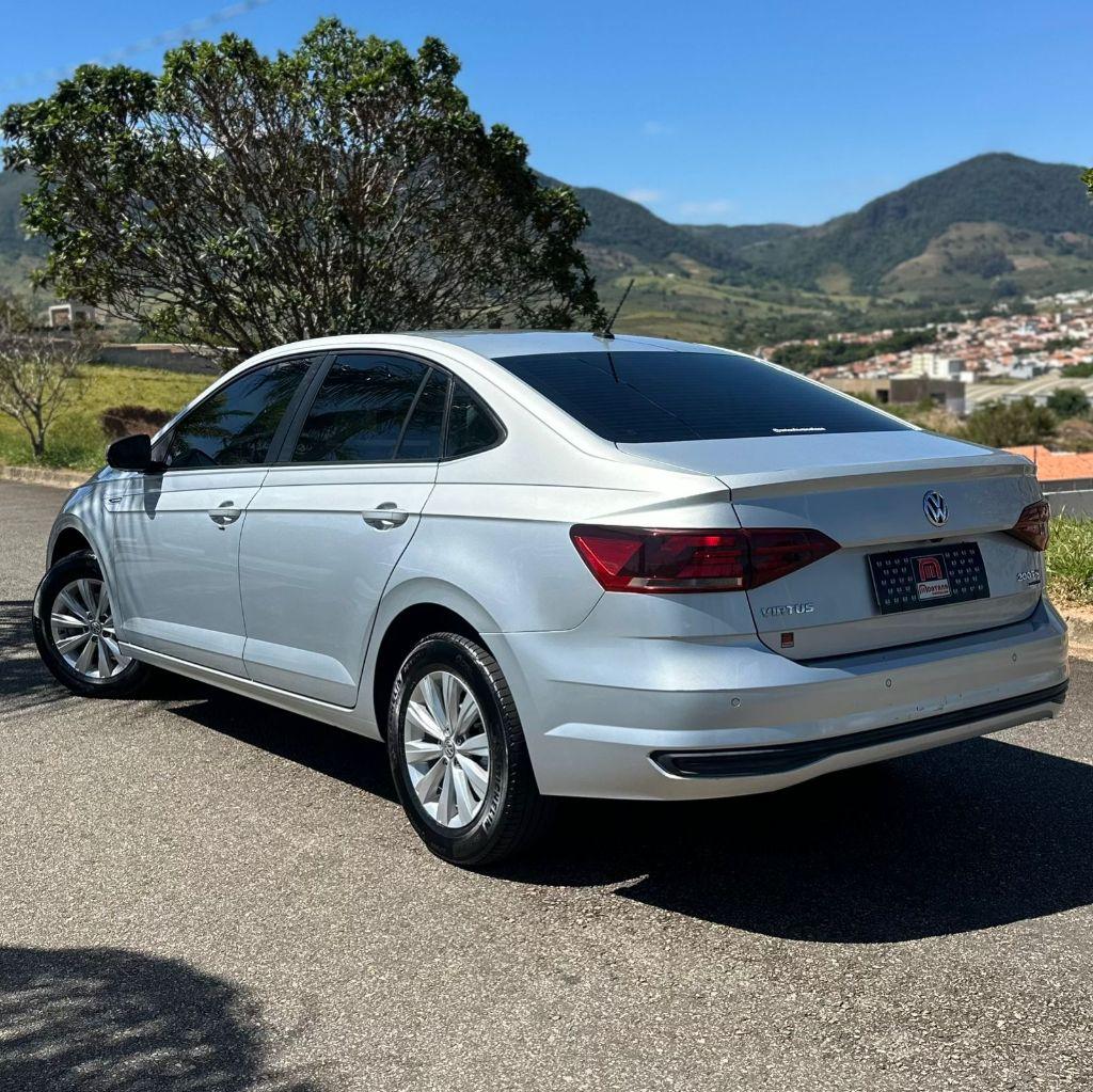 VOLKSWAGEN Virtus - Foto