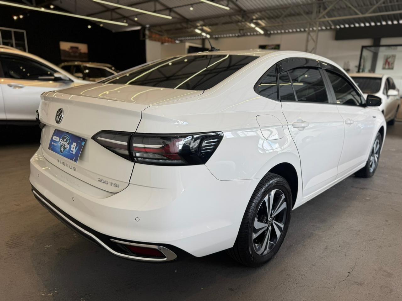 VOLKSWAGEN Virtus - Foto