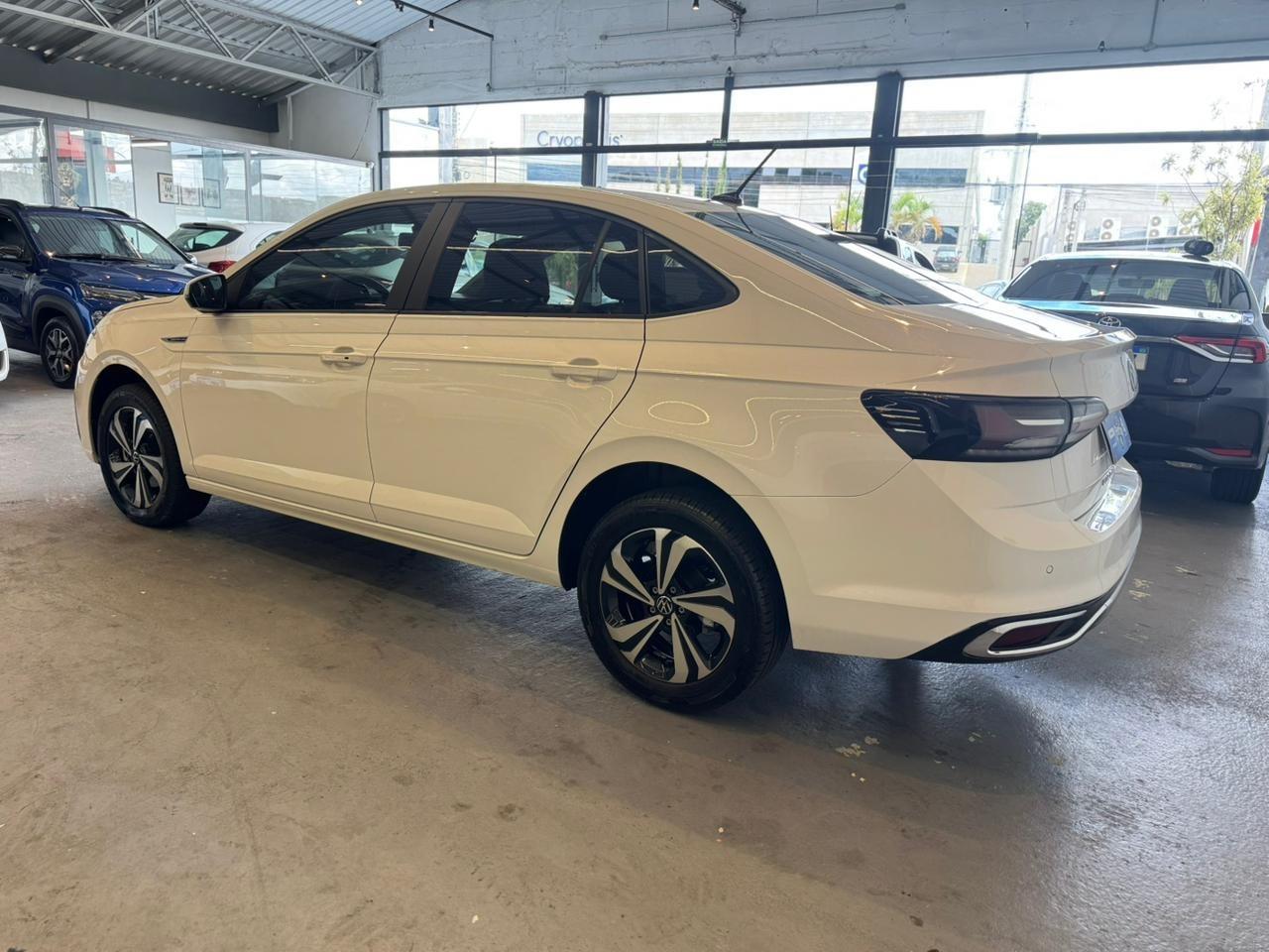 VOLKSWAGEN Virtus - Foto