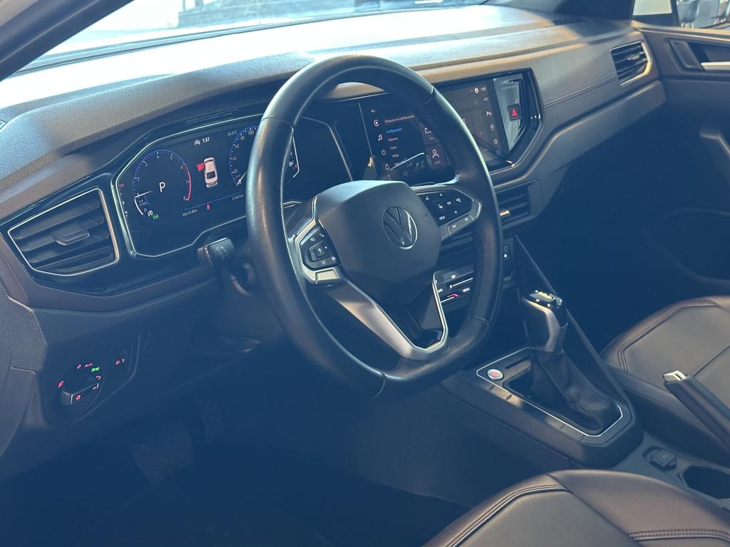 VOLKSWAGEN Virtus - Foto