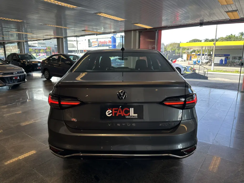 VOLKSWAGEN Virtus - Foto