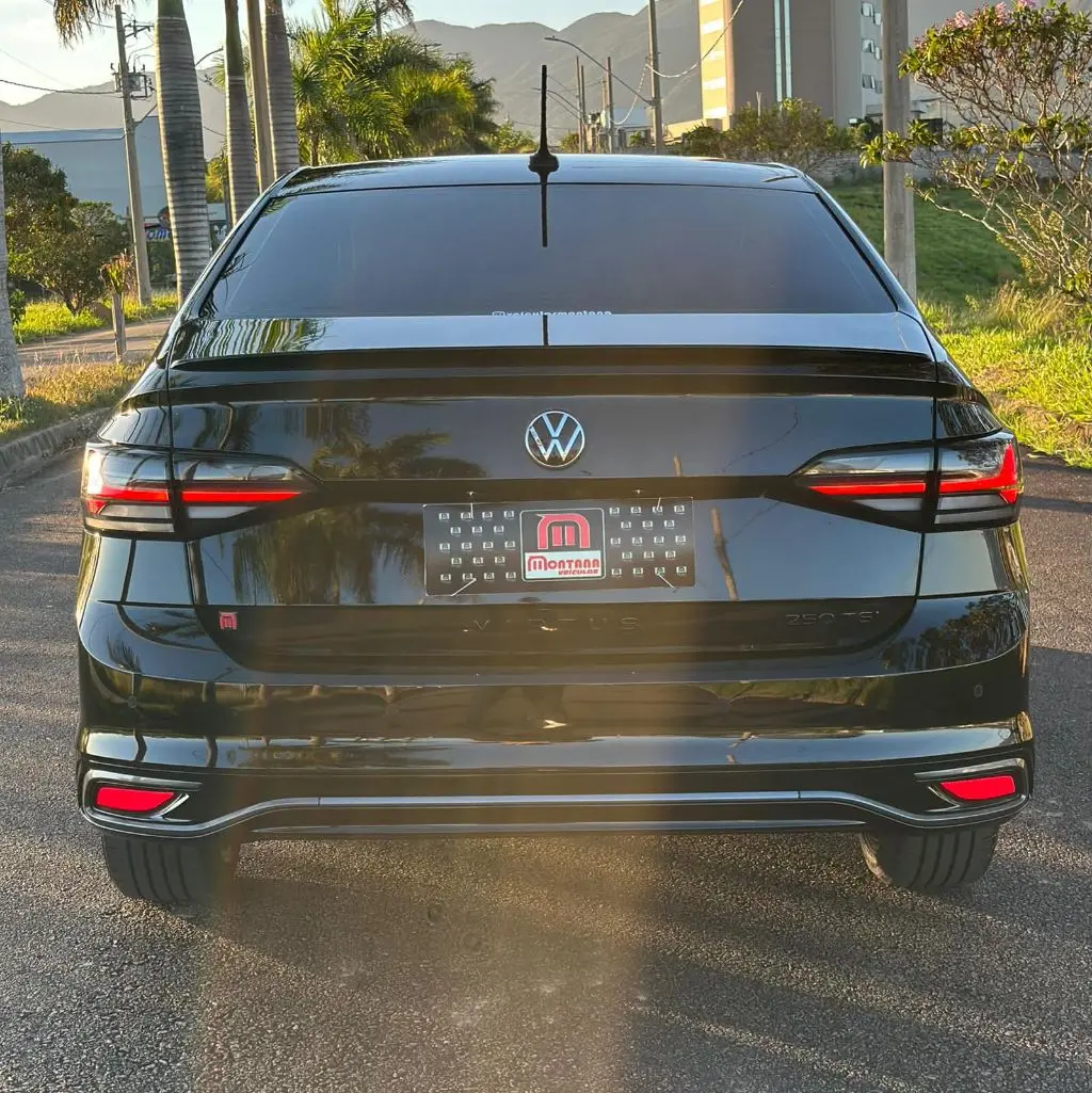 VOLKSWAGEN Virtus - Foto