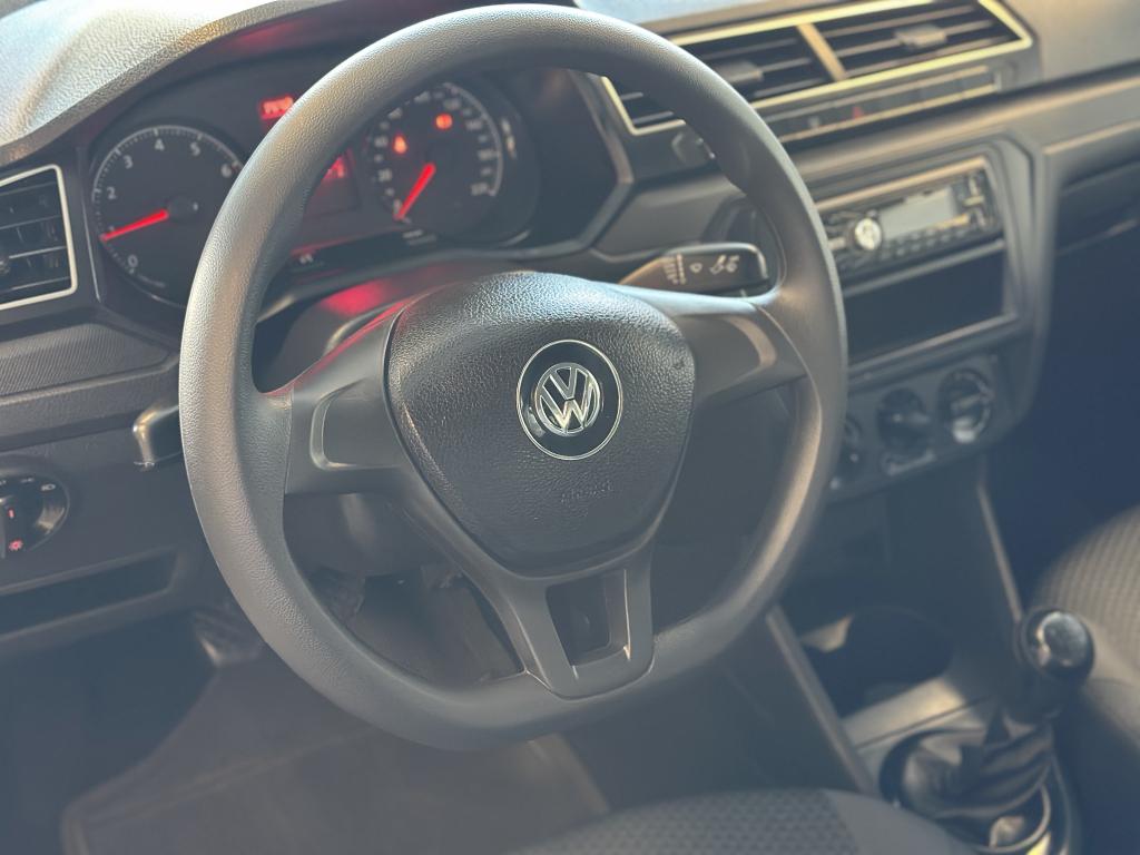 VOLKSWAGEN Voyage - Foto