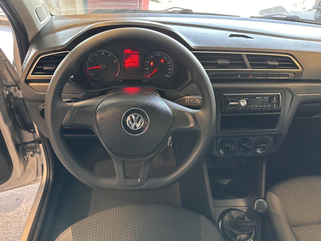 VOLKSWAGEN Voyage - Foto