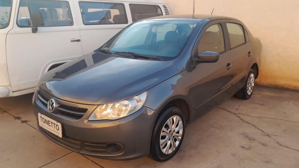 VOLKSWAGEN Voyage - Foto