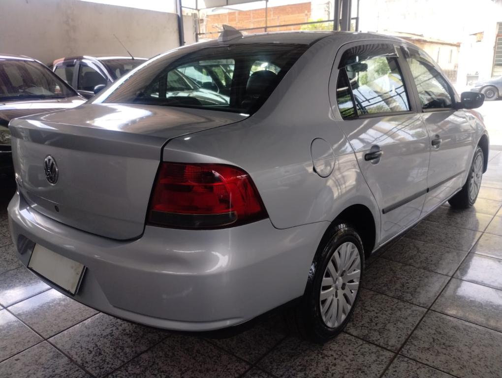 VOLKSWAGEN Voyage - Foto