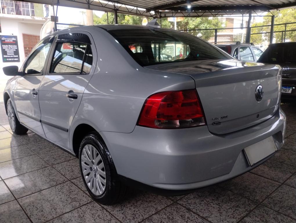 VOLKSWAGEN Voyage - Foto