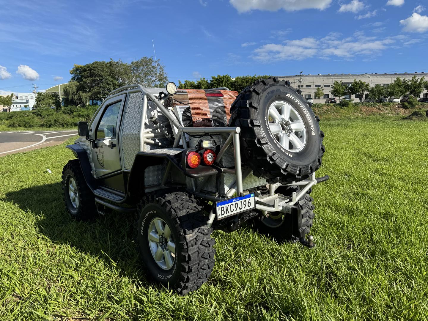 WILLYS OVERLAND Jeep - Foto