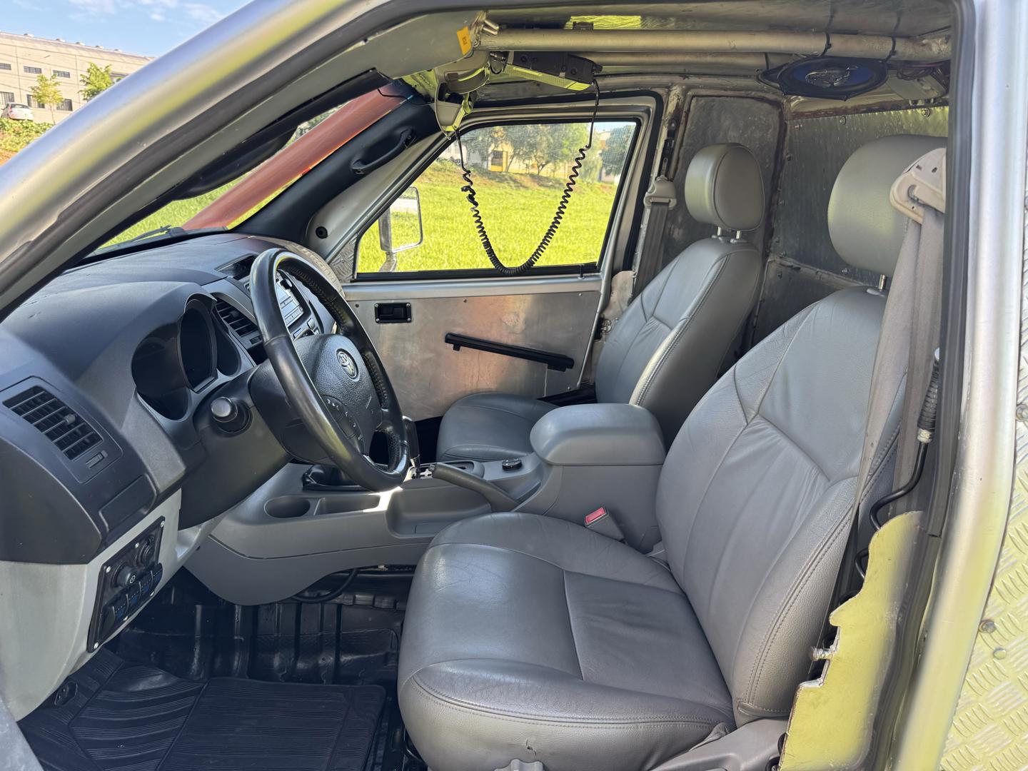 WILLYS OVERLAND Jeep - Foto