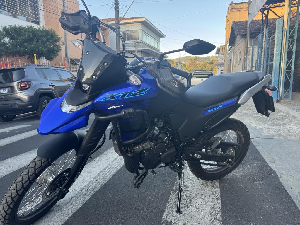YAMAHA XTZ 250 - Foto