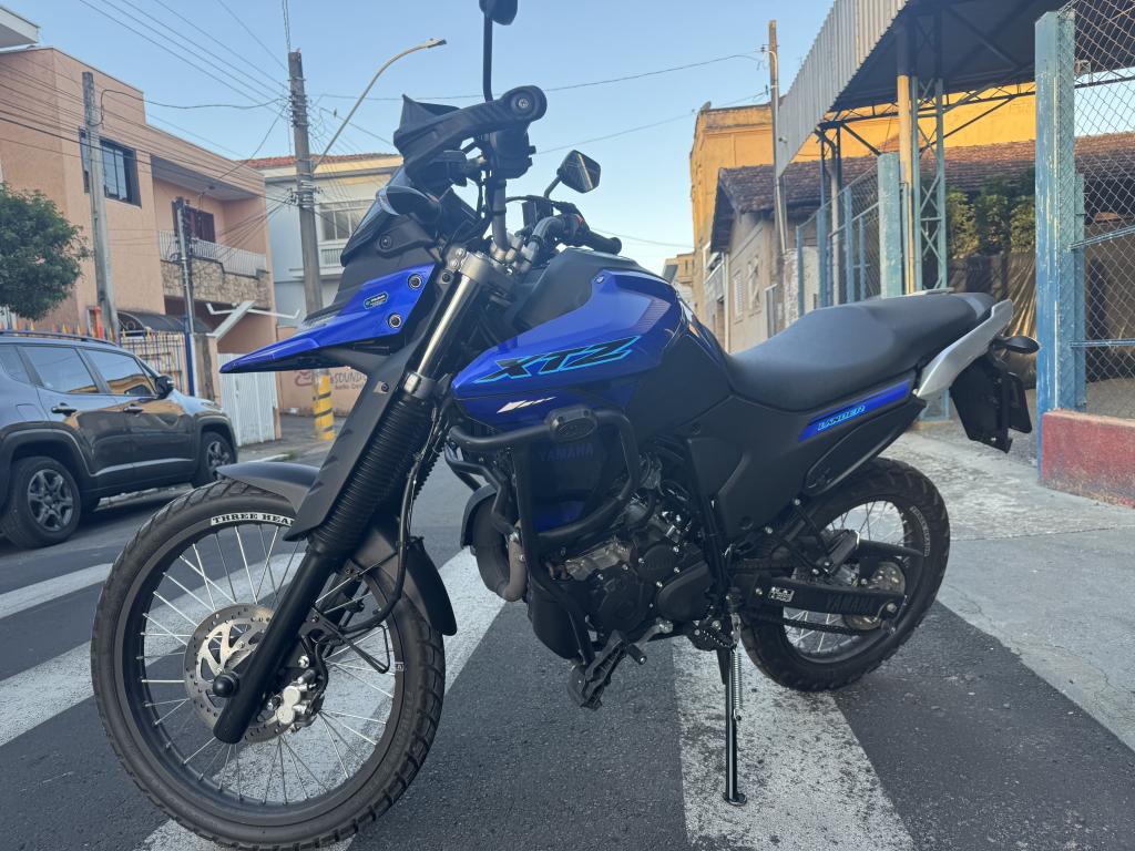 YAMAHA XTZ 250 - Foto