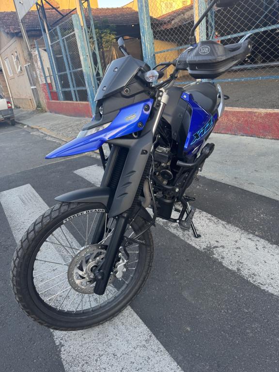 YAMAHA XTZ 250 - Foto