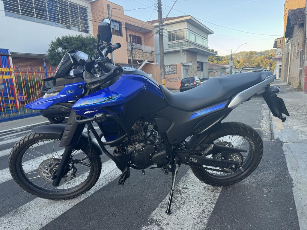 YAMAHA XTZ 250 - Foto