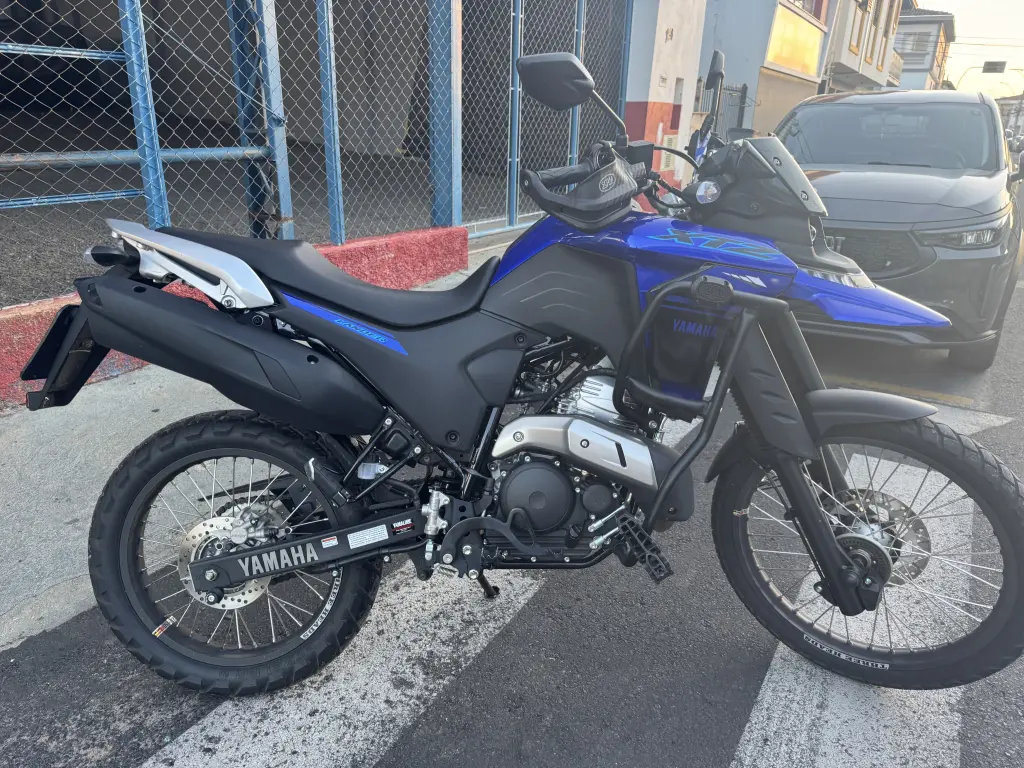 YAMAHA XTZ 250 - Foto