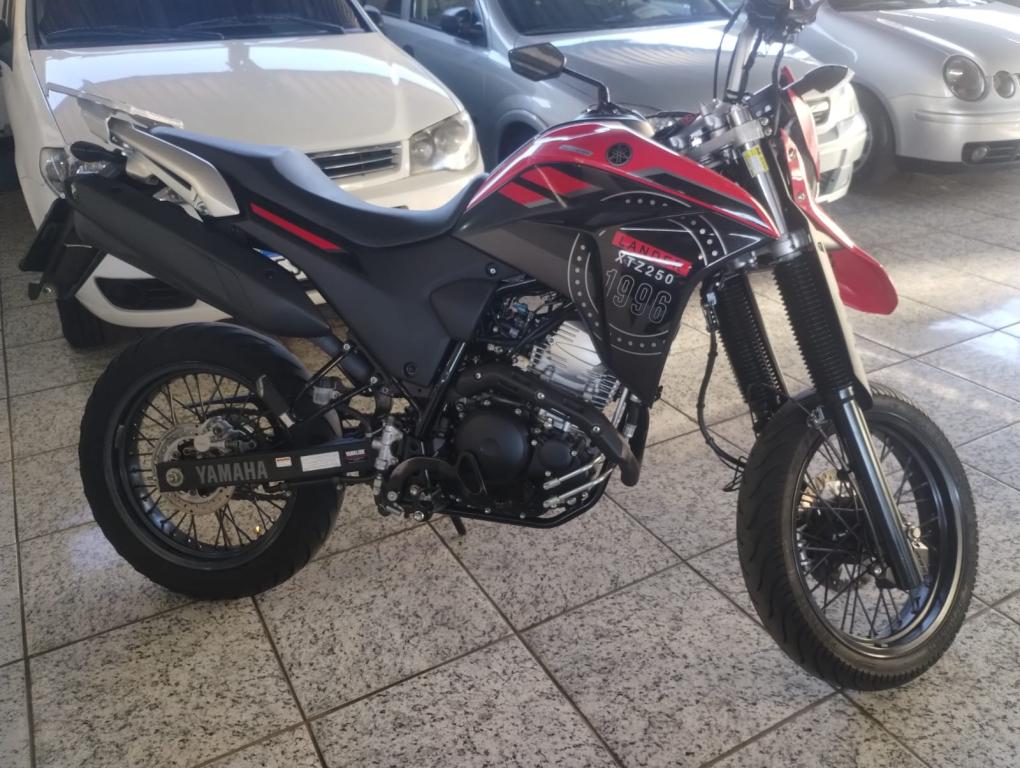 YAMAHA XTZ 250 - Foto