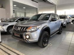 MITSUBISHI L 200 Triton 