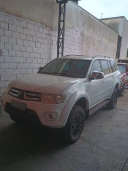 MITSUBISHI Pajero Dakar 3.2 16V 4P HPE 4X4  7 LUGARES TURBO INTECOOLER DIESEL AUTOMTICO