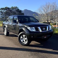 NISSAN Frontier 2.5 SE 4X4 STRIKE TURBO DIESEL CABINE DUPLA