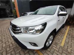 TOYOTA Hilux Caminhonete 2.8 16V SRV 4X4 DIESEL CABINE DUPLA AUTOMÁTICO TOYOTA Hilux Caminhonete 2.8 16V SRV 4X4 DIESEL CABINE DUPLA AUTOMÁTICO