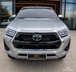 TOYOTA Hilux Caminhonete 2.8 16V SRX 4X4 TURBO DIESEL CABINE DUPLA AUTOM�TICO