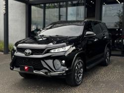 TOYOTA Hilux SW4 2.8 4P 4X4 TURBO DIESEL