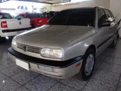 VOLKSWAGEN Golf 2.0 4P GLX