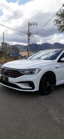 VOLKSWAGEN Jetta 2.0 4P 350 TSI GLI AUTOMÁTICO DSG VOLKSWAGEN Jetta 2.0 4P 350 TSI GLI AUTOMÁTICO DSG